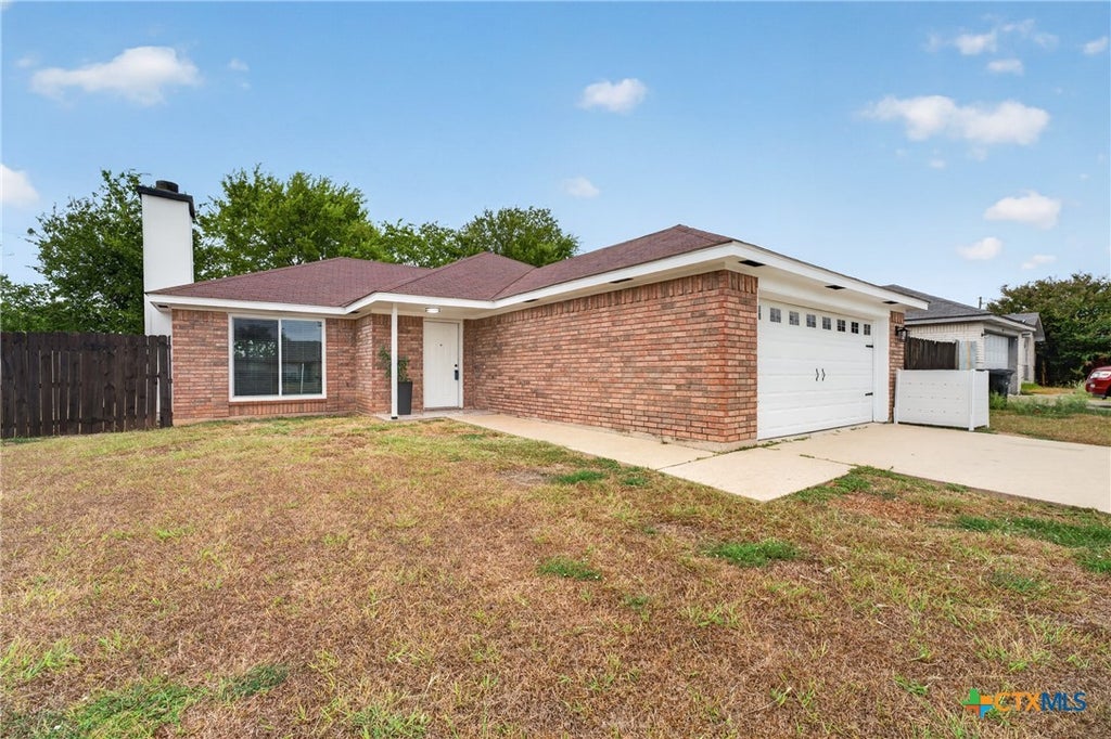 Photo of 607 Lisa Lane, Killeen, TX 76543 (MLS # 627266)