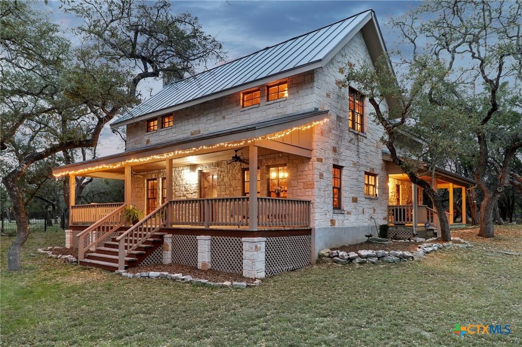 Photo of 1500 Rebecca Creek Road, Canyon Lake, TX 78133 (MLS # 609583)