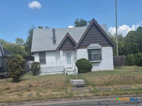 Photo of 1001 N 21st Street, Waco, TX 76707 (MLS # 625361)