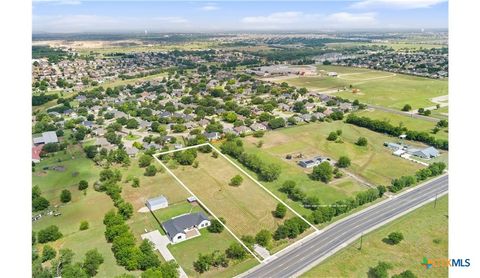 1142 S Pea Ridge Road Temple TX 76502