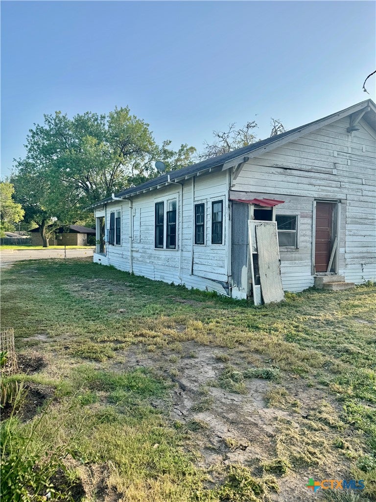 409 W Morris Street