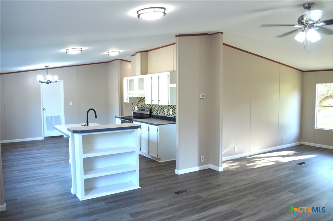 400 Saratoga Springs Place