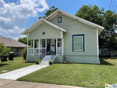 Photo of 920 S 33rd Street, Temple, TX 76504 (MLS # 607326)