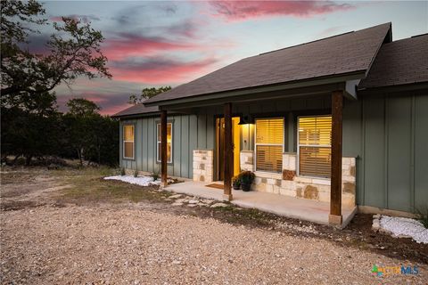 A home in Canyon Lake