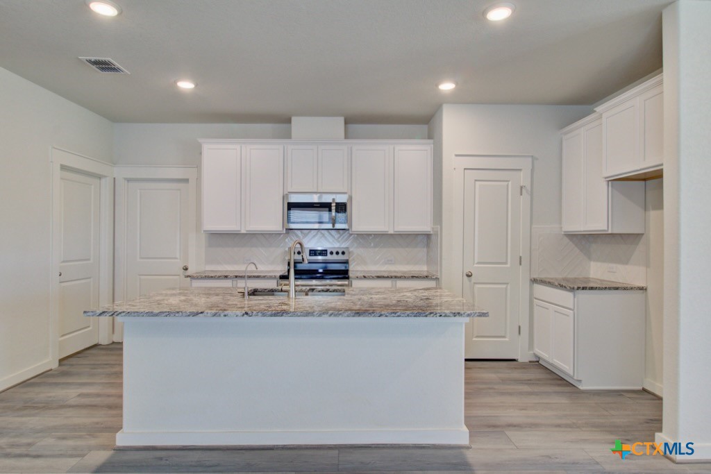 11122 Gaillardia Valley