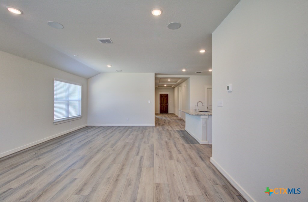 11122 Gaillardia Valley