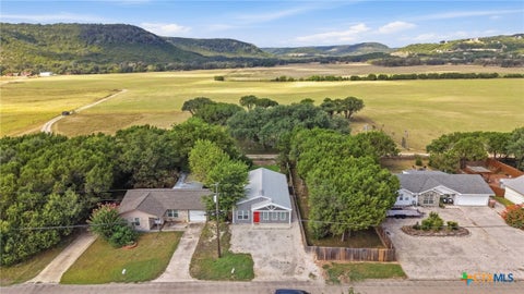 Photo of 464 Pecan Row ROW, Canyon Lake, TX 78132 (MLS # 624848)