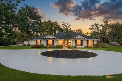 Photo of 1515 Lake Road, Belton, TX 76513 (MLS # 624917)
