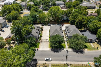 2101 S 7th Street Waco TX 76706