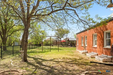 A home in Lockhart