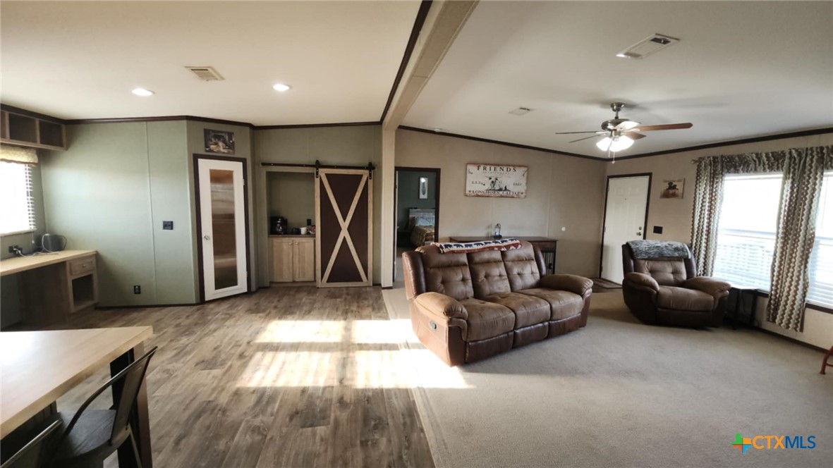 1602 W Saint Louis Avenue