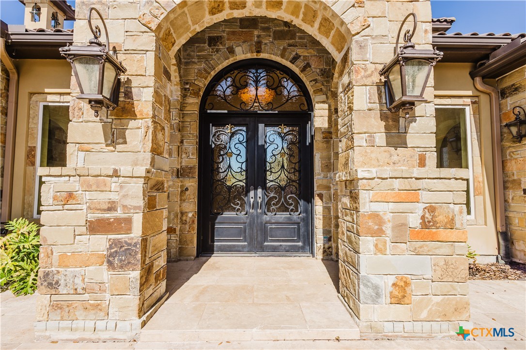 1024 Spanish Trail