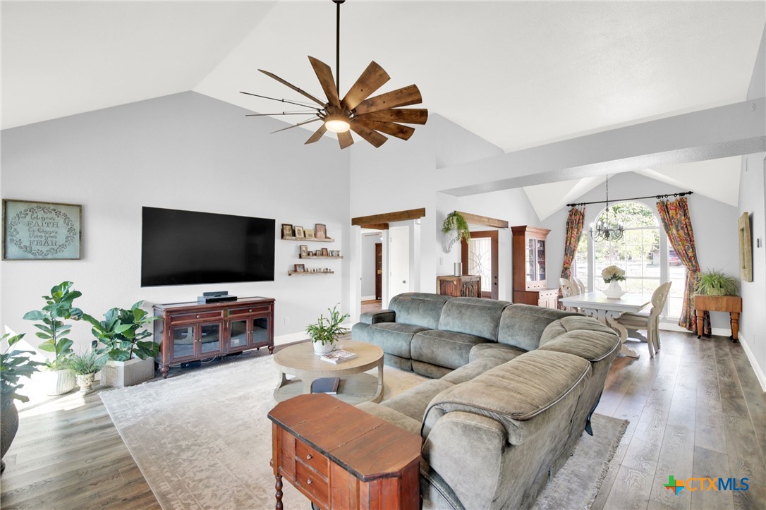 4004 Dove Valley Drive