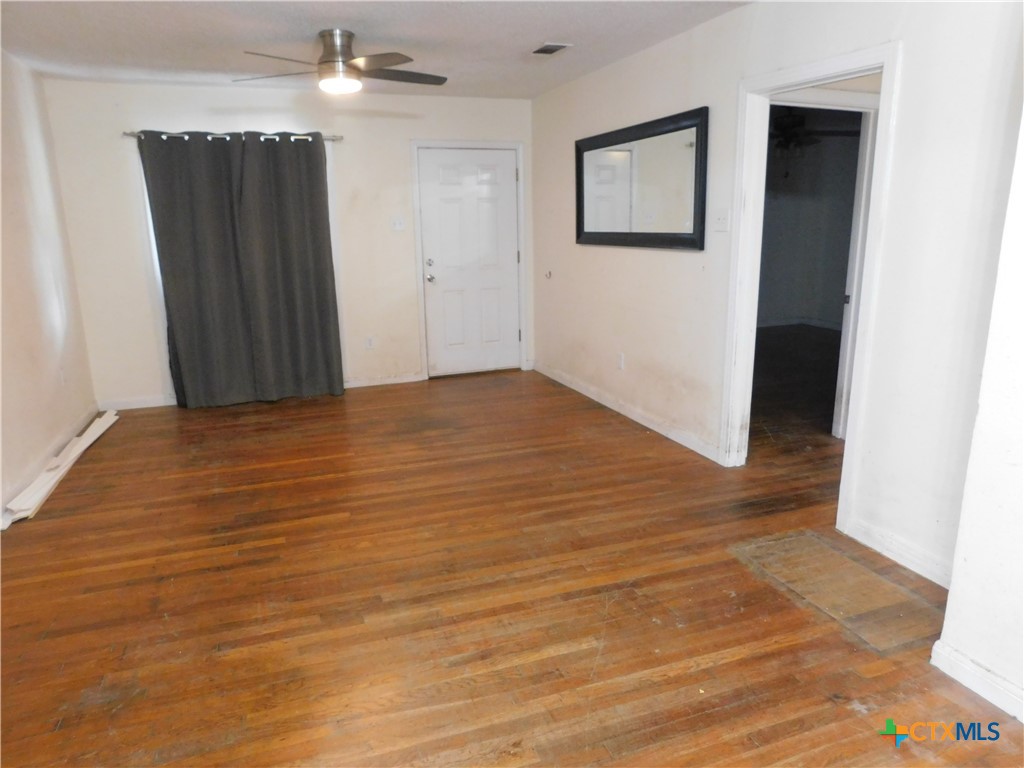 1304 S 19th Street - Photo 4