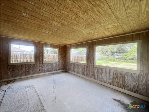 A home in Cuero