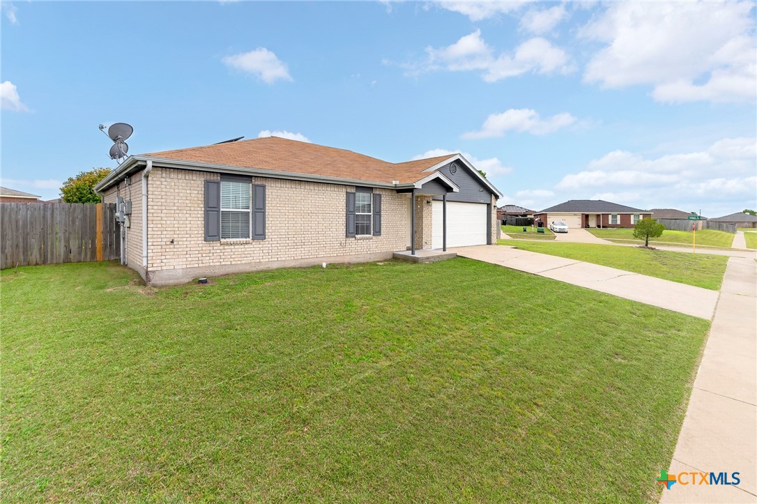 3202 Tom Lockett Drive