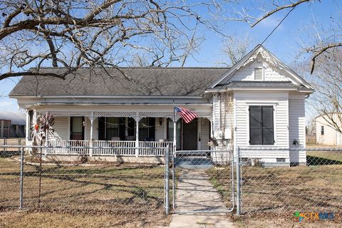 Photo of 202 E 4th St. Ave, Nordheim, TX 78141 (MLS # 602789)