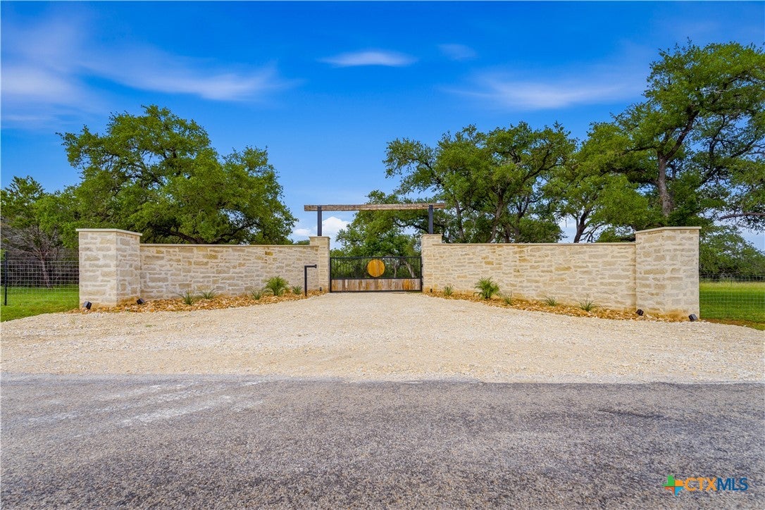 4434 Hugo Road