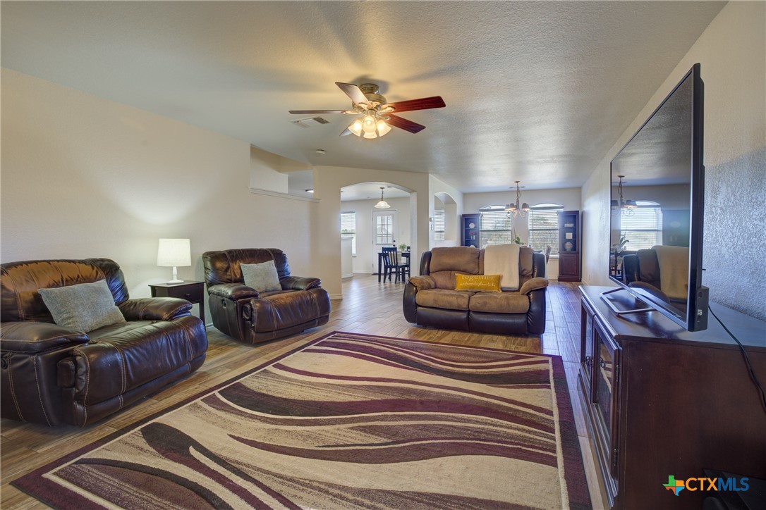 Schertz, Texas 78108, United States, 3 Bedrooms Bedrooms, ,3 BathroomsBathrooms,Residential,Active,249191