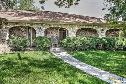 Photo of 980 Thomas Arnold Road, Salado, TX 76571 (MLS # 612301)