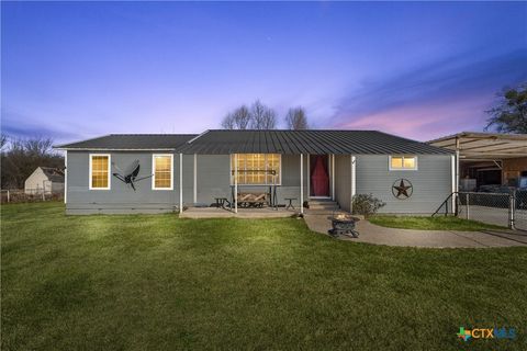 Photo of 239 Wildwood Avenue, Elm Mott, TX 76640 (MLS # 607341)