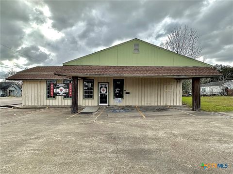 901 N Ben Jordan Street Victoria TX 77901