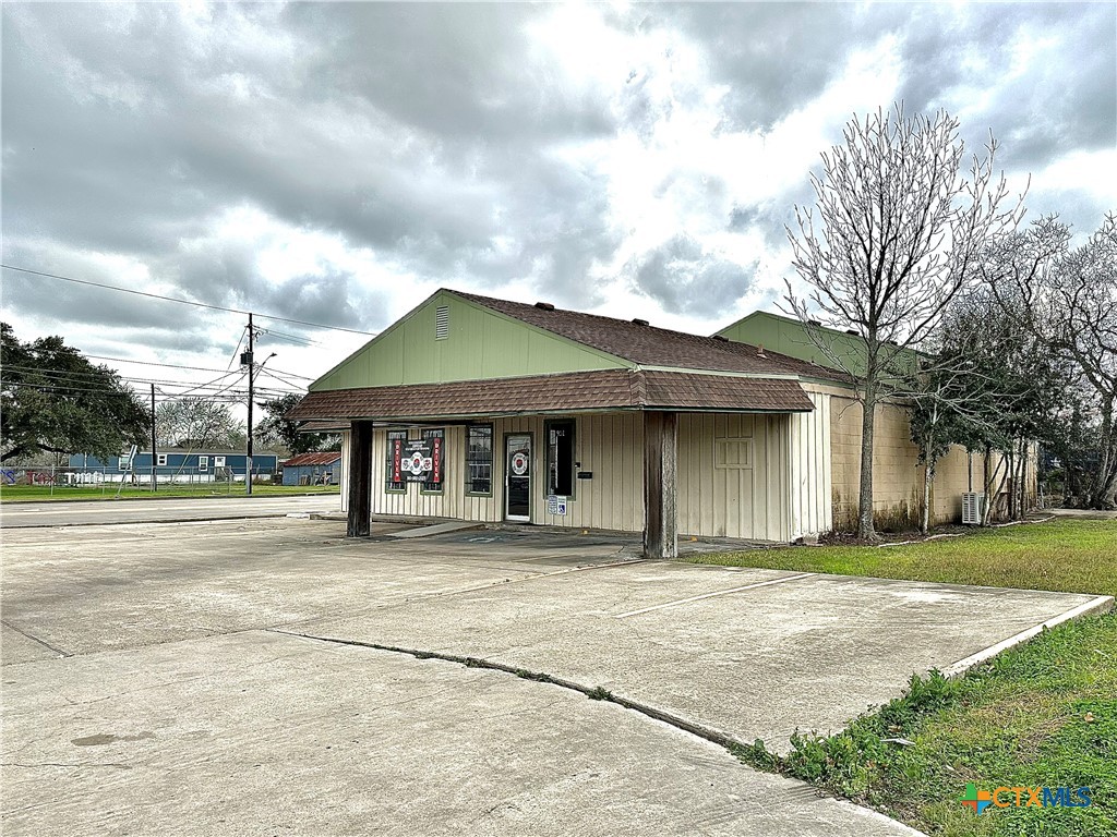 901 N Ben Jordan Street