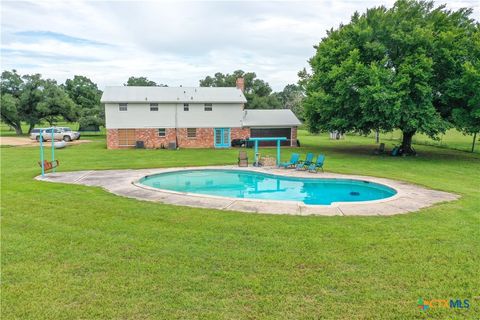 A home in Hallettsville