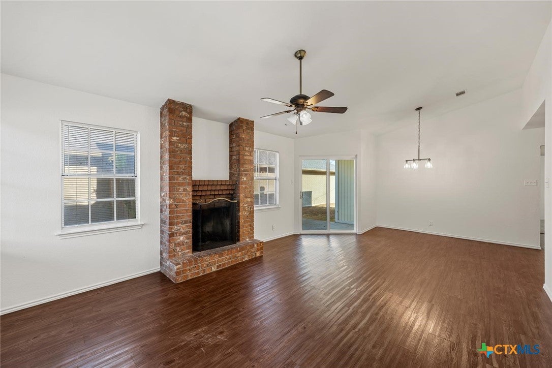 2718 Alamo Trail