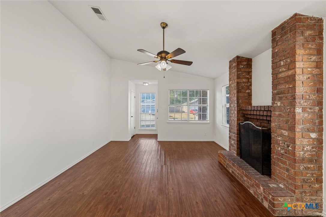 2718 Alamo Trail