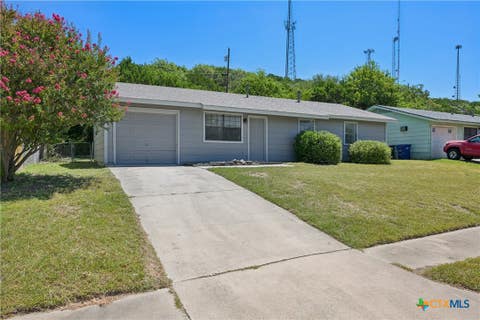 Photo of 904 Traci Drive, Copperas Cove, TX 76522 (MLS # 621281)