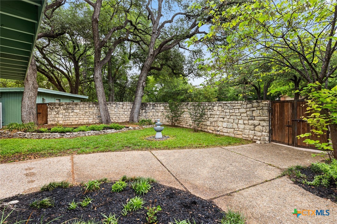 2422 Marlandwood Road