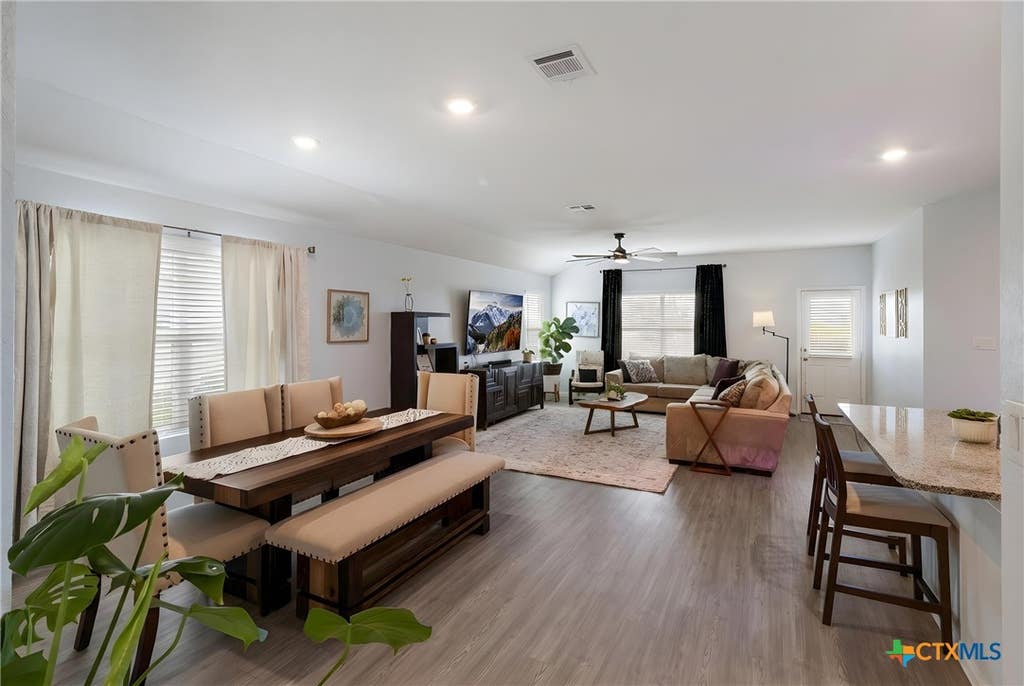Photo of 337 Cordova Crossing, Seguin, TX 78155 (MLS # 584770)