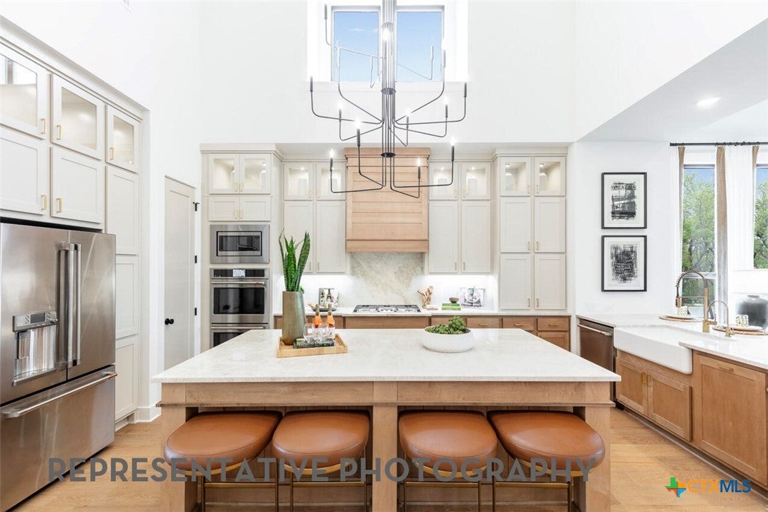 3721 Bentwood Elm
