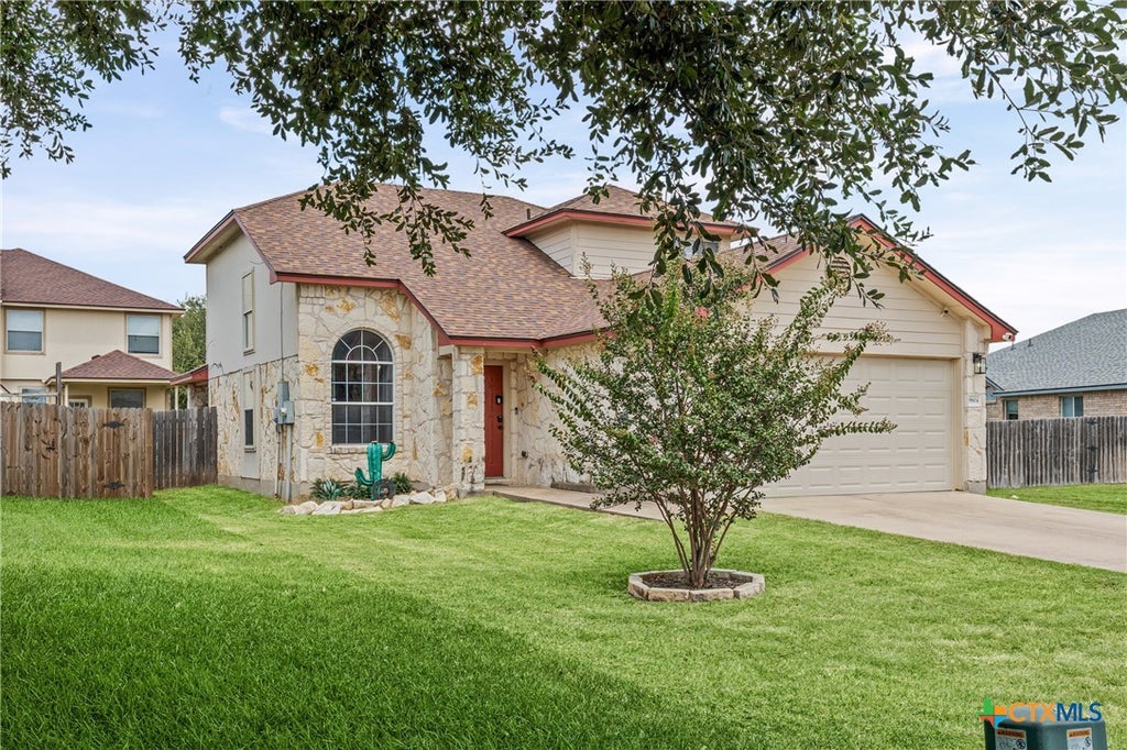 Photo of 9804 River Land Court, Temple, TX 76502 (MLS # 623096)
