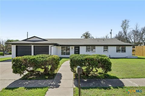 Photo of 3304 Brookbend Drive, Killeen, TX 76543 (MLS # 607496)