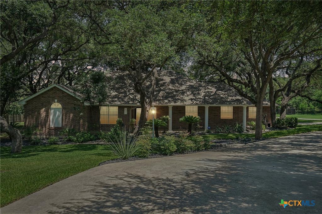 Photo of 9331 Gardenia Bend Drive, San Antonio, TX 78266 (MLS # 614636)