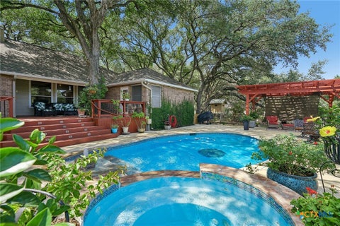 Photo of 9331 Gardenia Bend Drive, San Antonio, TX 78266 (MLS # 614636)