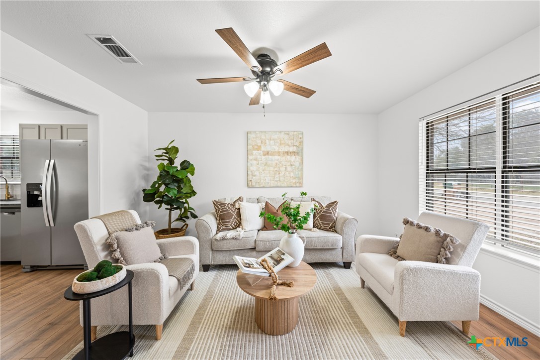 34 Golden Poppy Loop