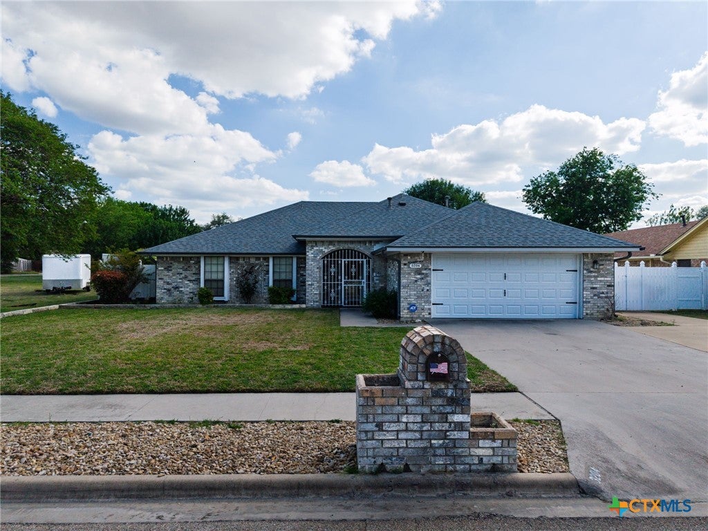 Photo of 3204 Pebble Drive, Killeen, TX 76542 (MLS # 616366)