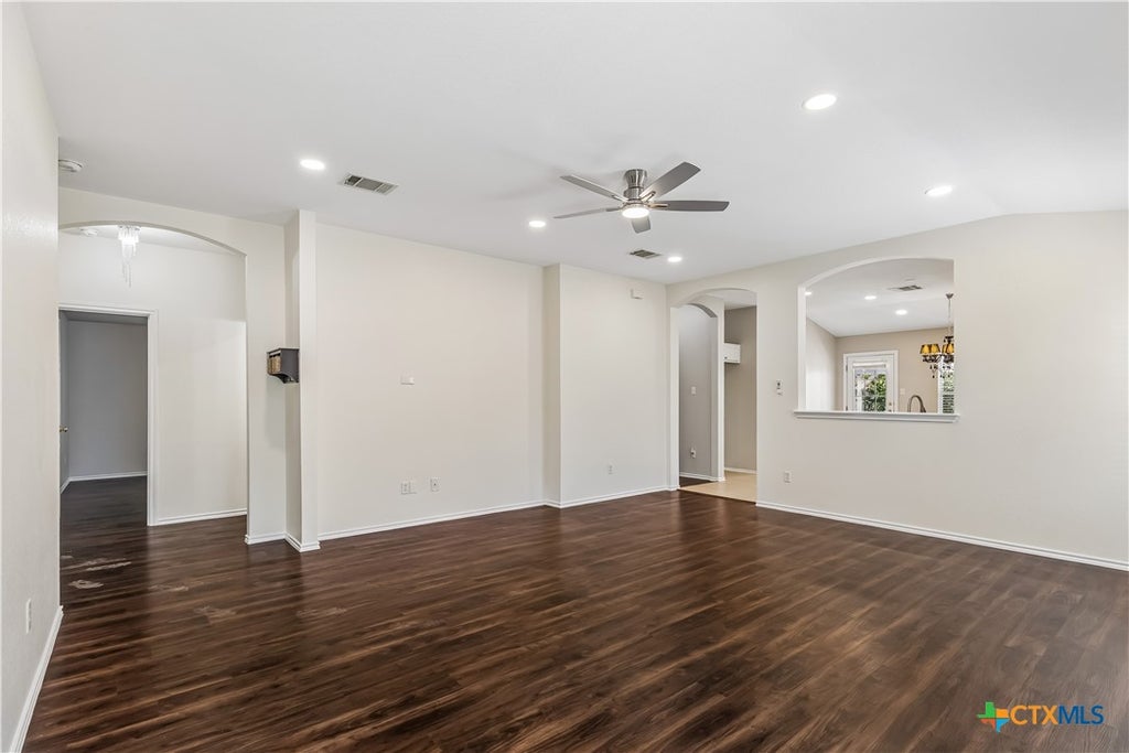Photo of 505 Washington Square Drive, Leander, TX 78641 (MLS # 622599)