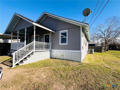 A home in Yoakum