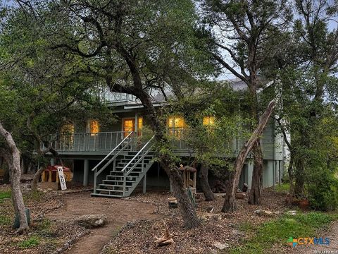 Photo of 7821 Elk Drive, Spring Branch, TX 78070 (MLS # 613201)