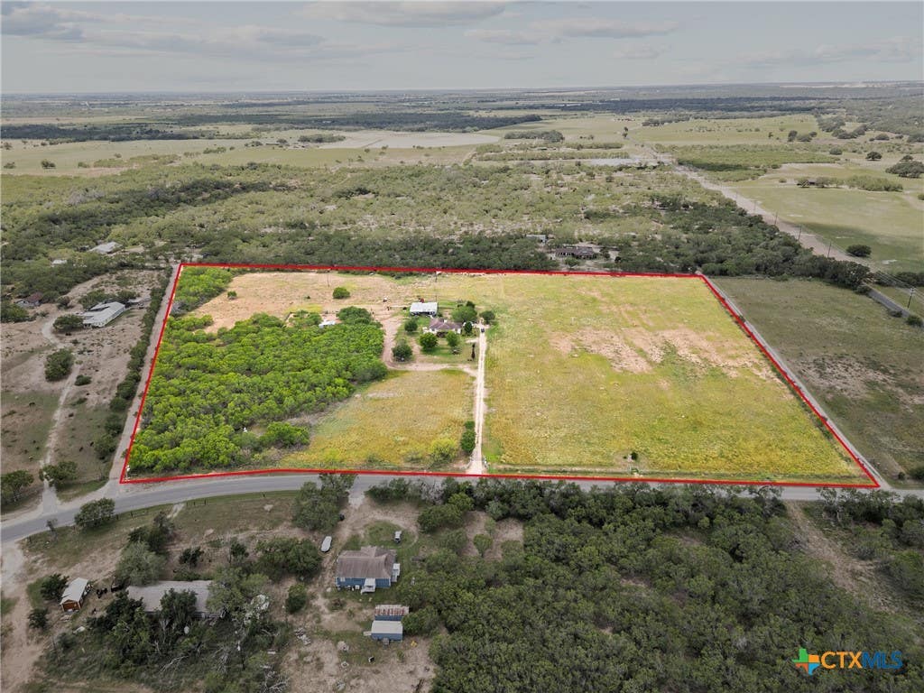 Photo of 425 Old Pleasanton Road, San Antonio, TX 78264 (MLS # 603013)