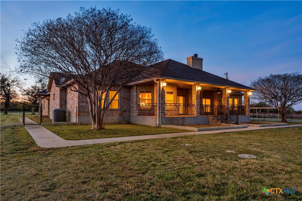 Photo of 301 County Road 253, Bertram, TX 78605 (MLS # 610642)