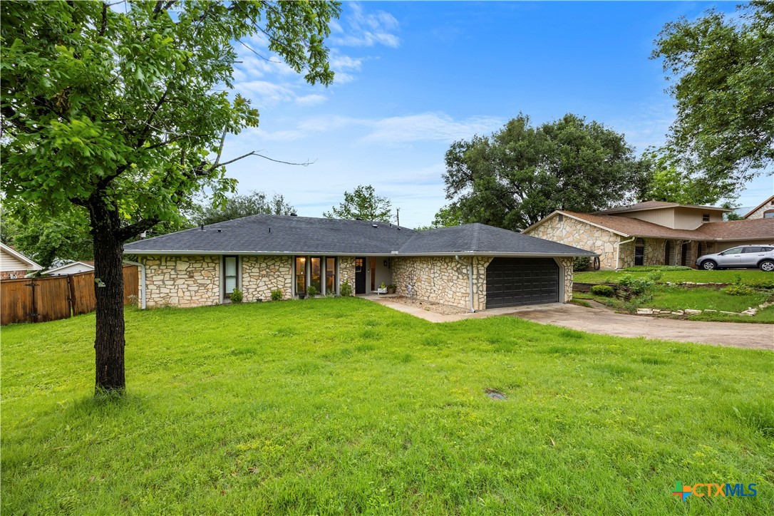 3702 Valley View Drive