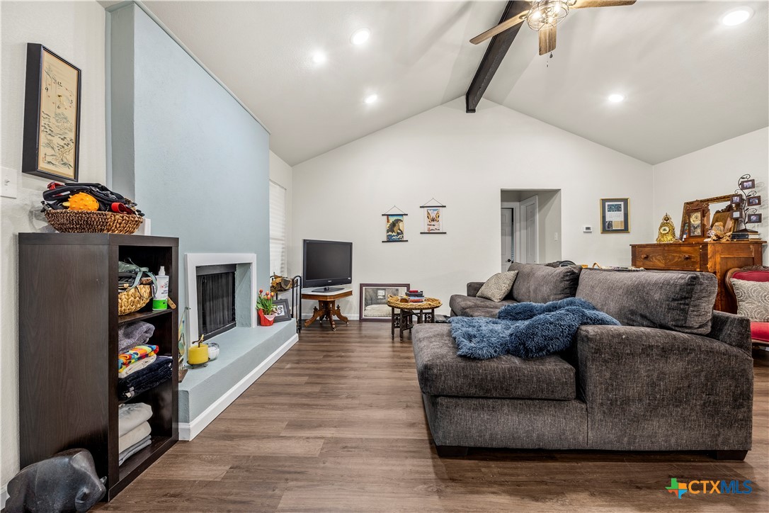 3702 Valley View Drive