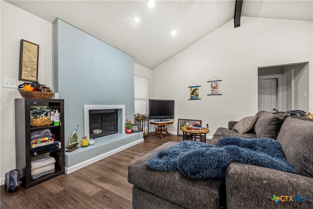 3702 Valley View Drive