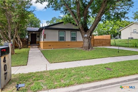 Photo of 407 Short Avenue, Killeen, TX 76541 (MLS # 599709)