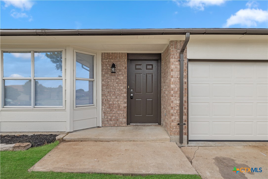 4401 Stallion Drive